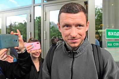Павел Мамаев - Мамаев прописался по адресу кафе - lenta.ru - Россия - Ростов-На-Дону