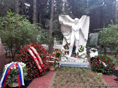 Муслим Магомаев - Его жизнь была полна творческих успехов: в Баку почтили память Муслима Магомаева - trend.az - Азербайджан
