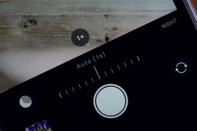 iOS 15 позволяет запретить автоматическое включение режима Night Mode на iPhone - itc.ua - Украина