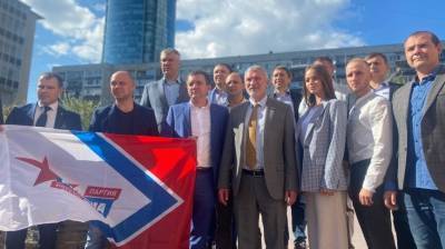 Алексей Журавлев - Андрей Петров - "Родина" — реальная политическая сила: политолог Аркатов объяснил недопуск партии к выборам - inforeactor.ru - Санкт-Петербург