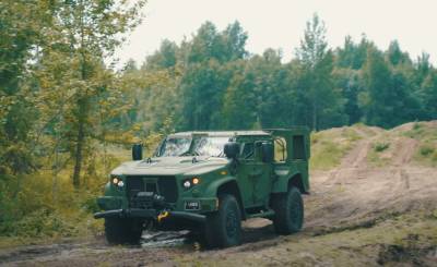 Литва получила первую партию лёгких тактических транспортных средств Oshkosh L-ATV 4x4 (JLTV) - topwar.ru - США - Германия - Литва