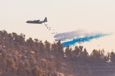 Впервые в Израиле: пожар тушил военный самолет Super Hercules - видео - vesty.co.il - Израиль