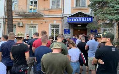 Активистов "Нацкорпуса" отпустили из полиции - novostiua.news - Украина - Киев