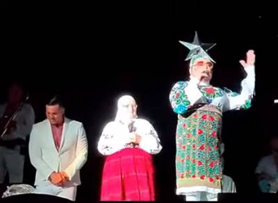Андрей Данилко - Верка Сердючка - Нежный поцелуй бородатого в ушко: Андрей Данилко перестал скрывать это от сторонних глаз, "пропала Верка Сердючка" - ukrainianwall.com - Украина
