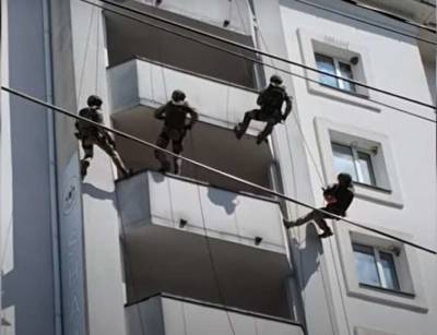 В Умани "террористы" заминировали 9-этажный отель - lenta.ua - Украина - Умань - Черкассы