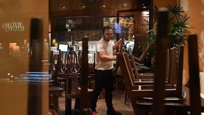 Опрос показал процент задерживающихся на работе российских специалистов - iz.ru - Израиль