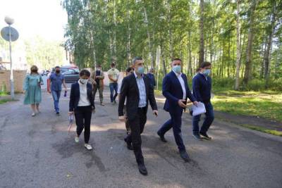 Тропинки за 27 млн рублей свяжут Лагерный сад и стадион «Буревестник» в Томске - tomsk.mk.ru - Томск