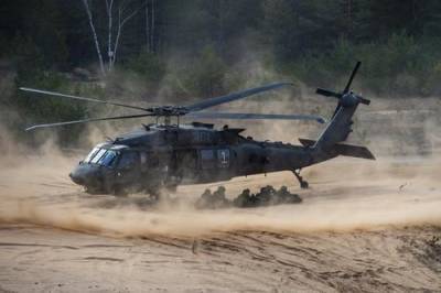 Дональд Трамп - Трамп обеспокоен, что Россия и КНР получат доступ к оставленным в Афганистане американским вертолетам Black Hawk - argumenti.ru - Россия - Китай - США - Вашингтон - Афганистан - county Black Hawk