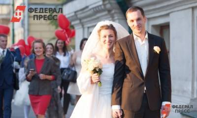 Елен Сычев - В Югре разрешили снова звать гостей в ЗАГС - fedpress.ru - Ханты-Мансийск - Югра - Советск - Югорск