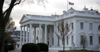 Джозеф Байден - США заморозили резервы Афганистана в американских банках и готовят санкции - delo.ua - США - Украина - Афганистан