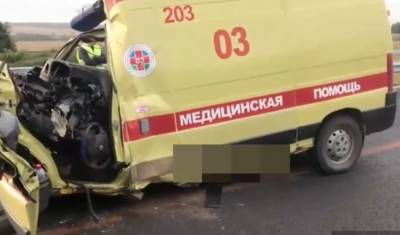 Фельдшер и водитель скорой помощи погибли в ДТП под Уфой - mkset.ru - Башкирия - Уфа - Камаз