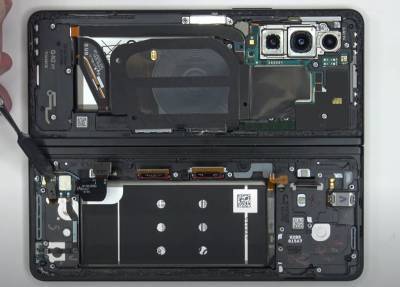 Что внутри у Galaxy Z Fold 3: Новый смартфон разобрали до винтика - techno.bigmir.net
