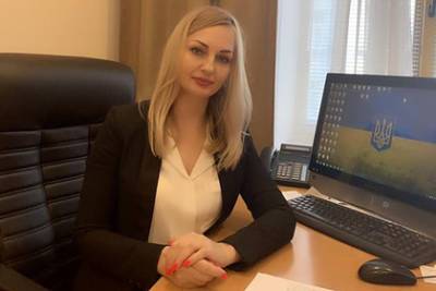 Украинский - Украинский депутат задекларировала премиальный кроссовер как сельхозтехнику - lenta.ru