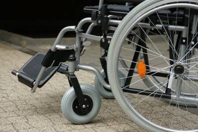 Девочка на Алтае сломала ноги из-за отказа в выдаче инвалидной коляски - tayga.info - Алтайский край - респ. Алтай - Бийск