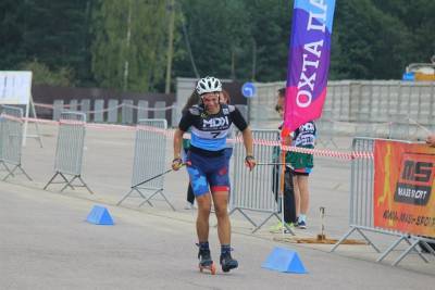 Упал, но отобрался. Ульяновец выступит на чемпионате мира среди юниоров по лыжероллерам - ulpravda.ru - Россия - Ленинградская обл.