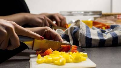 Эксперты перечислили полезные продукты для включения в рацион - iz.ru - Израиль