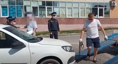 Чебоксарец приехал к приставам, узнать почему заблокировали его счета и остался без машины - pg21.ru - респ. Чувашия - Чебоксары