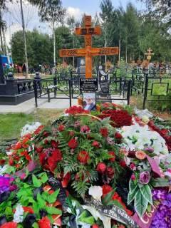 Знаменитого воронежского «вора в законе» Вову Блондина похоронили в Подмосковье - versia.ru - Россия - Московская обл. - Болгария