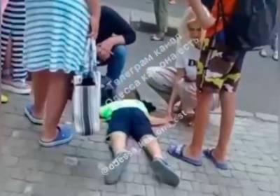 В центре Одессы серьезно травмировался подросток – упал с самоката - odessa-life.od.ua - Украина - Одесса