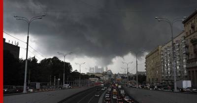 Евгений Тишковец - В Москве выпало 25% месячной нормы осадков за час: видео - profile.ru - Москва - Россия - Московская обл.