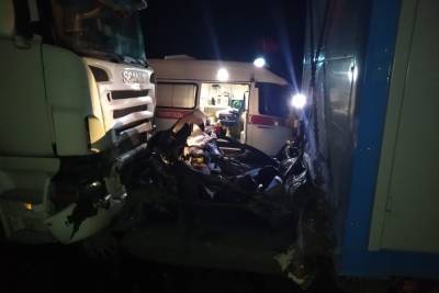 Четыре мужчины погибли в тройном ДТП на трассе Омск - Новосибирск - novos.mk.ru - Новосибирск - Омск