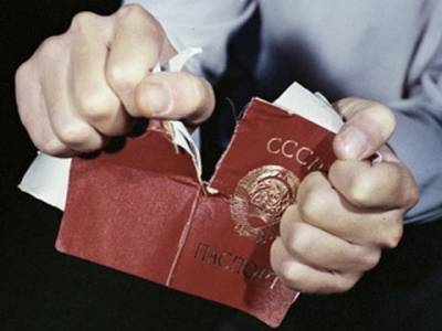 Михаил Горбачев - Борис Ельцин - Как выглядит «дача Горбачева» 30 лет спустя путча ГКЧП - pravda-tv.ru - РСФСР