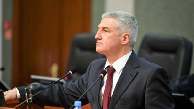 Артур Парфенчиков - Глава Карелии разрешил линейки в школах на 1 сентября - dp.ru - республика Карелия