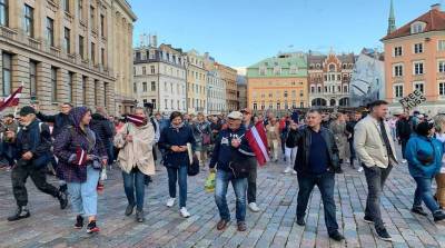 Полиция Латвии возбудила уголовные дела в отношении участников пикета против обязательной вакцинации - grodnonews.by - Белоруссия - Рига - Латвия