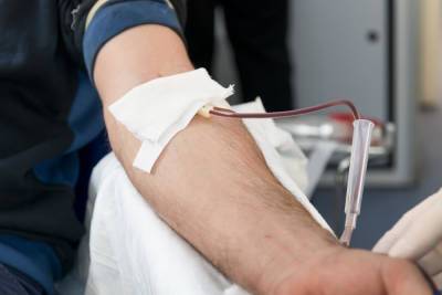 Ницан Горовиц - С 1 октября ограничение на донорство крови для гомосексуалов будет отменено - news.israelinfo.co.il - Израиль