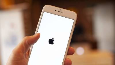 От Apple потребовали отказаться от сканирования гаджетов и переписок - iz.ru - Израиль