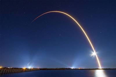 Илон Маск - Названа опасность спутников Starlink - lenta.ru - Англия