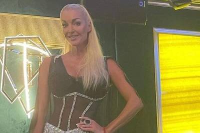 Анастасия Волочкова - «Обратная сторона»: Волочкова ужаснула последствиями своей вечеринки-презентации - skuke.net