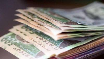 Более 300 детей из Лисичанска получат по 2000 гривен для подготовки к школе - vchaspik.ua - Украина - Лисичанск