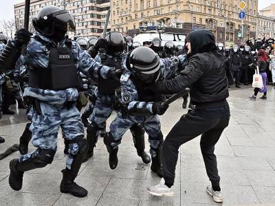 Напавший на росгвардейцев во время акции в Москве Сайд-Мухаммад Джумаев получил 5 лет колонии - bloknot.ru - Москва - Россия - Тверь