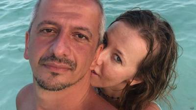 Константин Богомолов - Ксения Собчак - Собчак в кружевном белье устроила мужу романтическое свидание на крыше - 5-tv.ru - Санкт-Петербург