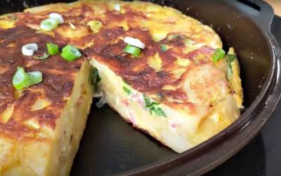 Помидоры в сметане с жаренным хлебом: простой рецепт вкуснейшего омлета на завтрак - ukrainianwall.com - Украина