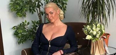 Анастасия Волочкова - Фанаты заметили сходство Анастасии Волочковой с ее отцом - runews24.ru - Россия