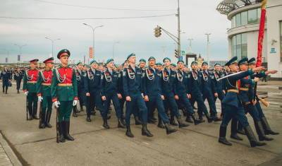 С Днём воздушно-десантных войск поздравил тюменцев глава региона - nashgorod.ru - Россия