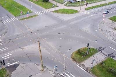 Схема движения изменилась на перекрёстке Октябрьский-Ленинградская в Петрозаводске - karel.mk.ru - Петрозаводск