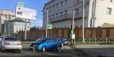 Ford Focus - В ДТП на Большевистской улице в Новосибирске пострадали четыре человека - runews24.ru - Новосибирск - район Октябрьский, Новосибирск