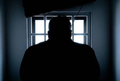 Молодым петербуржцам грозит до 7 лет тюрьмы из-за кражи на 1 280 рублей - online47.ru - Россия - Ленинградская обл. - Санкт-Петербург
