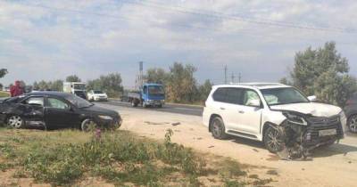 Lexus - Дело завели поле ДТП с Lexus, где погибла женщина и пострадал ребенок - ren.tv - Россия - Крым - район Сакский