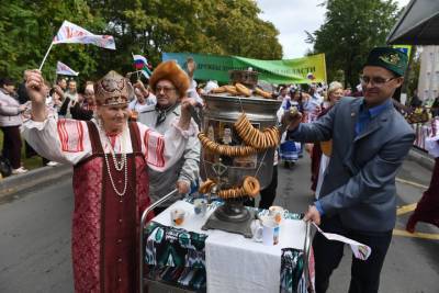 Владимир Путин - Михаил Мишустин - Молодые россияне смогут посетить этнокультурные мероприятия бесплатно по "Пушкинской карте" - nazaccent.ru - Россия