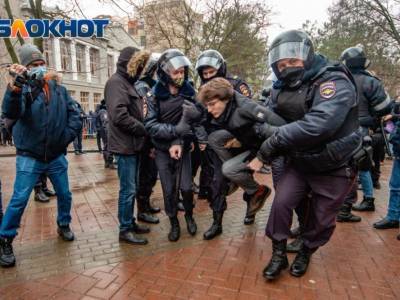 Владимир Колокольцев - Владимир Путин - МВД делает практически невозможным проведение митингов и демонстраций - bloknot.ru