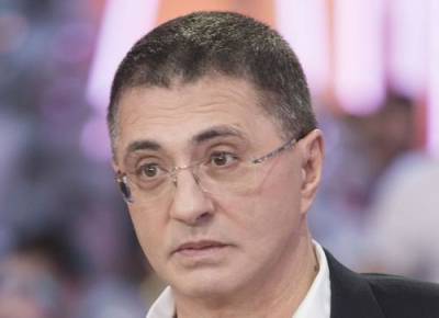 Александр Мясников - Мясников назвал преимуществом то, что в России пандемия началась позже, чем в Европе - argumenti.ru - Россия
