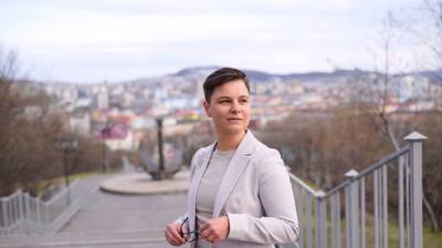 Алексей Навальный - Виолетта Грудина - В Мурманске соратницу Навального задержали после выхода из больницы - svoboda.org - Мурманск