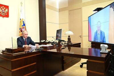 Владимир Путин - Олег Мельниченко - Владимир Путин пообщался с врио губернатора Олегом Мельниченко - mk.ru - Россия - Пензенская обл.
