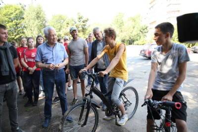 Владимир Васильев - Первый семейный веломаршрут открыли в Твери - tver.mk.ru - Россия - Тверь