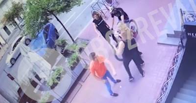 Появилось видео избиения танцора сотрудником госохраны (ФОТО) - dsnews.ua - Украина - Киев