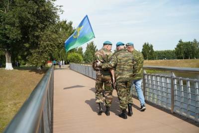Игорь Руденя - Десантники в Твери отмечают день ВДВ - tver.mk.ru - Москва - Россия - Воронеж - Тверь - Тверская обл.